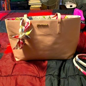 Betsy Johnson large tote bag